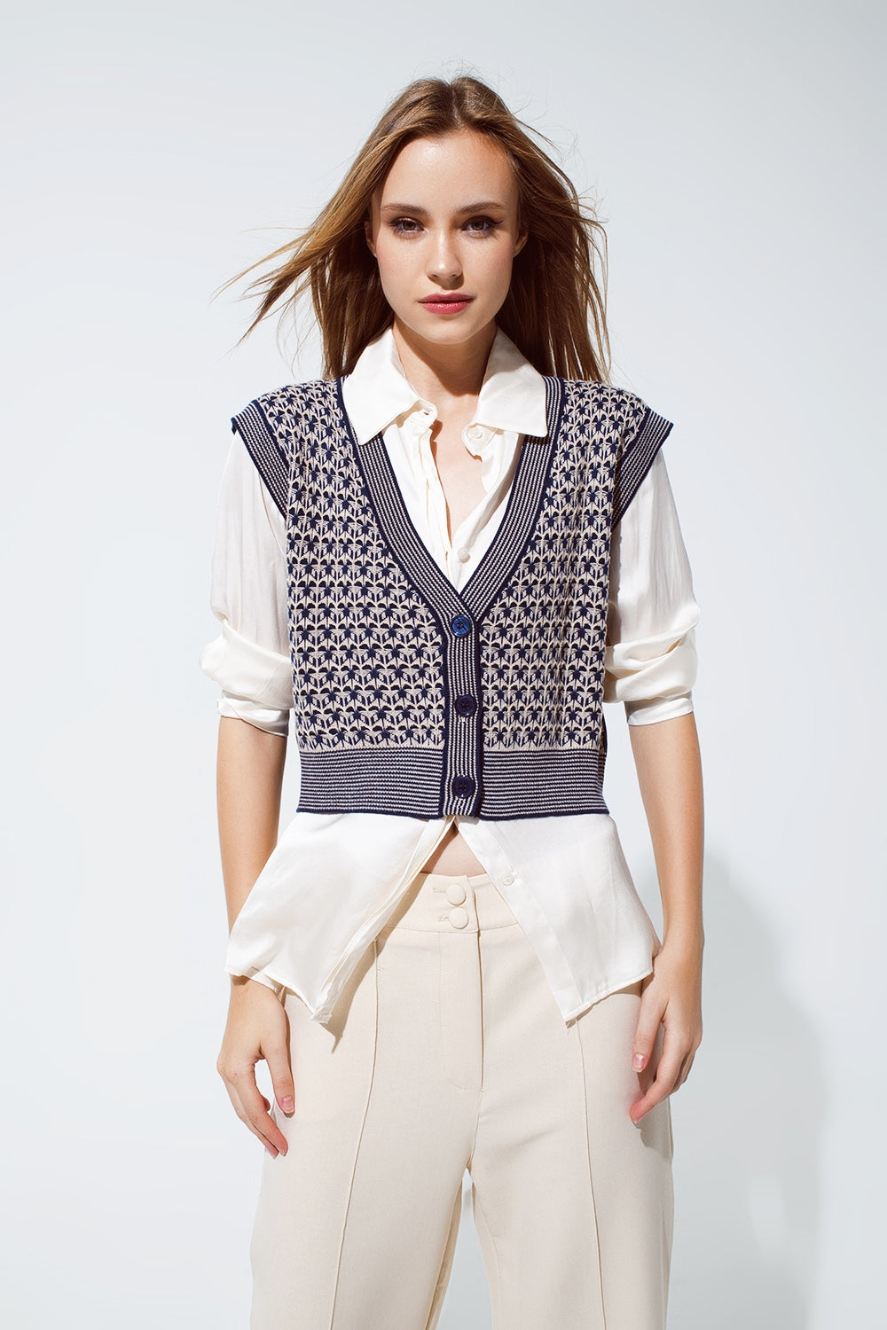 Knitted Cropped Vest with Rib Trim