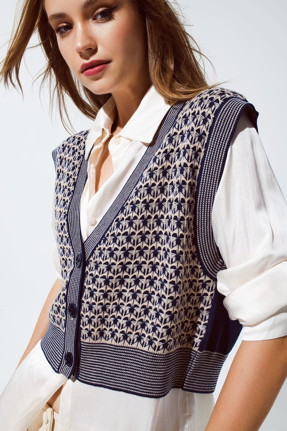 Knitted Cropped Vest with Rib Trim