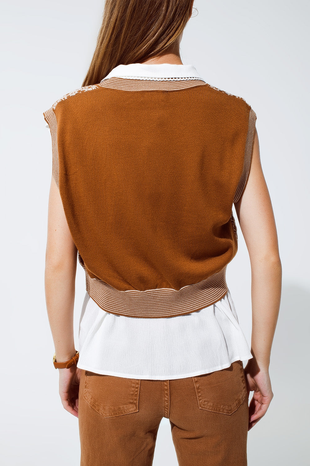 Knitted Cropped Vest with Rib Trim